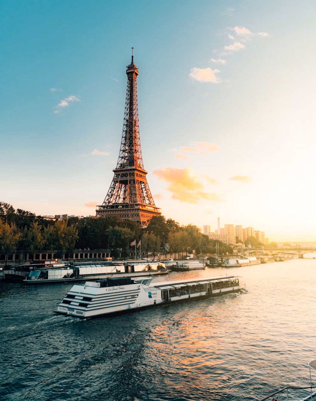 Paris Travel Guide 2025